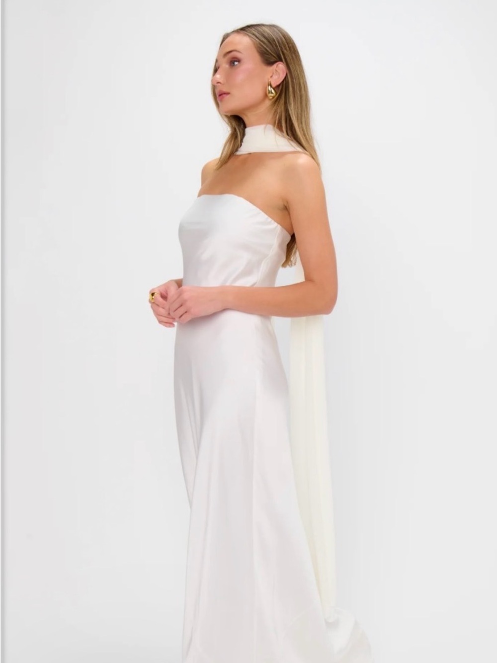 Show Me Your Mumu White Soiree Shawl OS